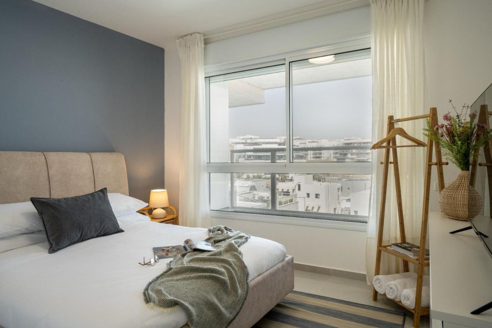 Mountain And Sea View - Penthouse With Private Pool Apartment Eilat Bagian luar foto