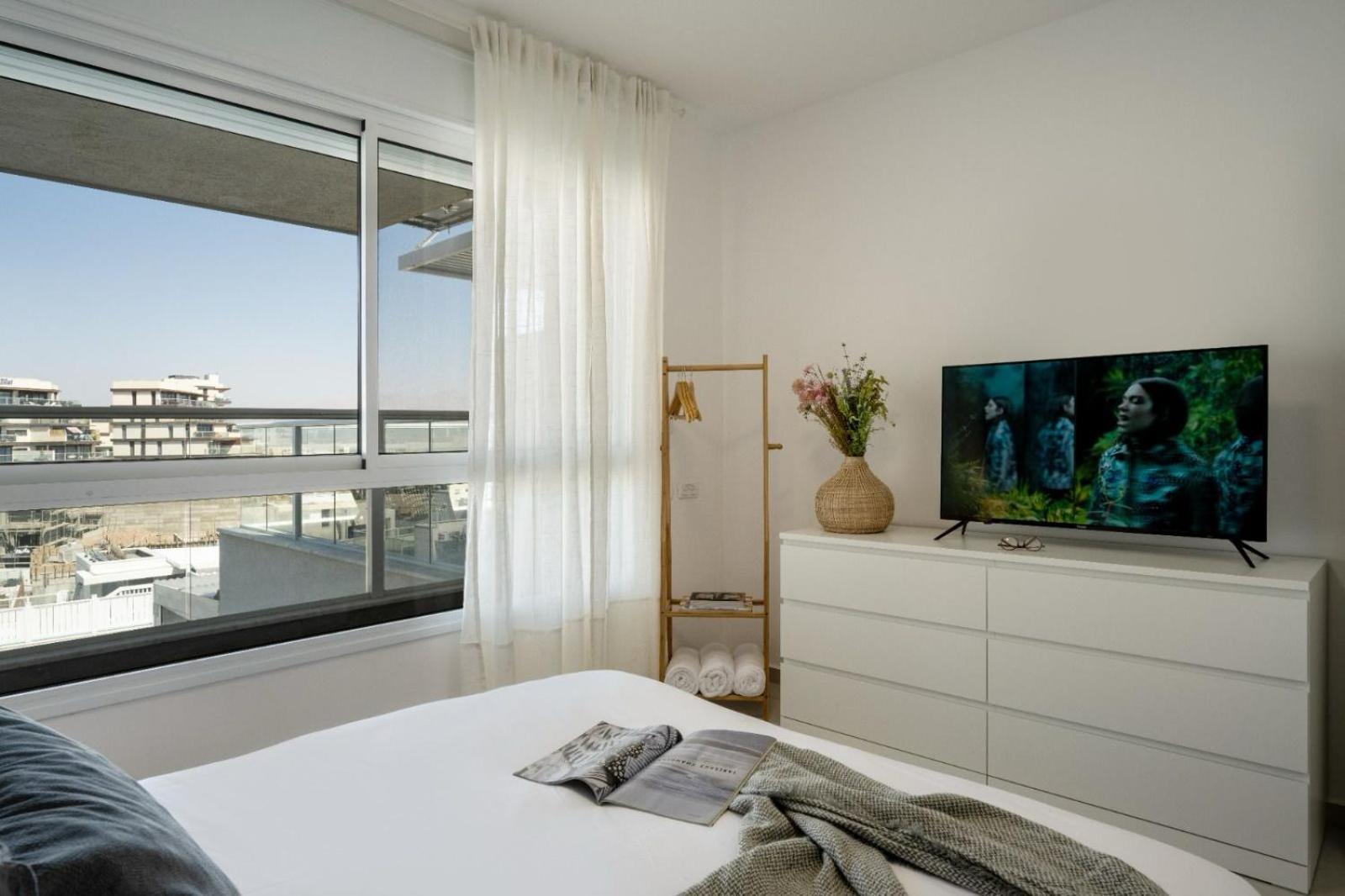 Mountain And Sea View - Penthouse With Private Pool Apartment Eilat Bagian luar foto