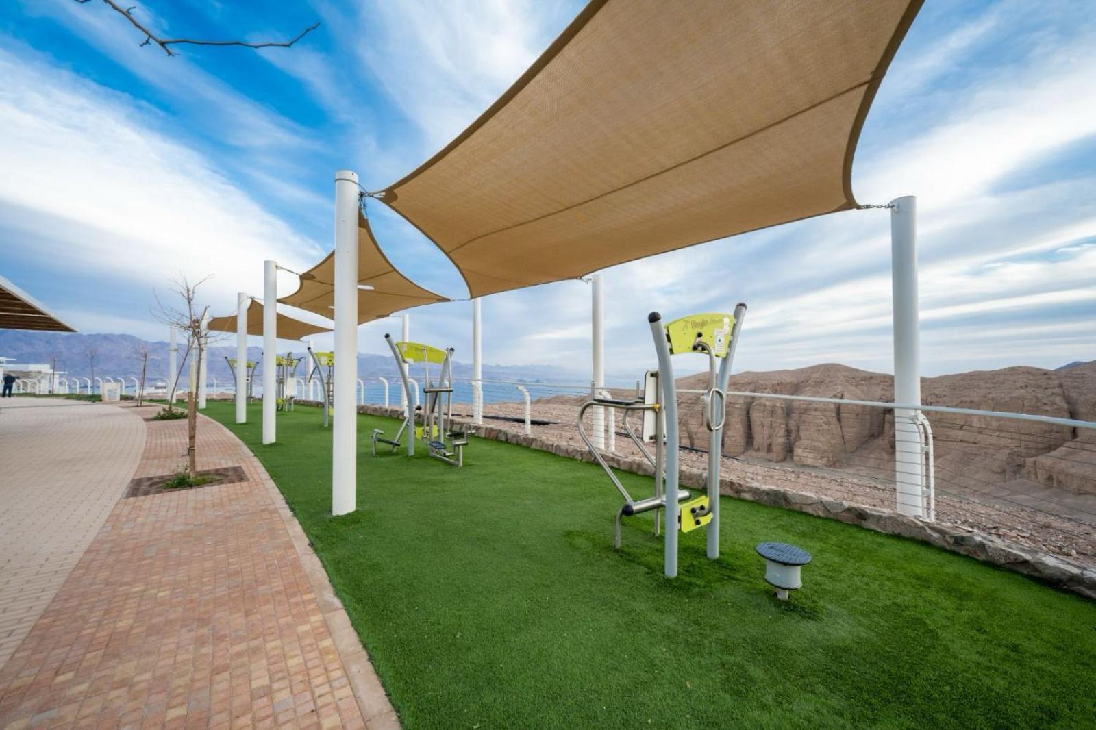 Mountain And Sea View - Penthouse With Private Pool Apartment Eilat Bagian luar foto